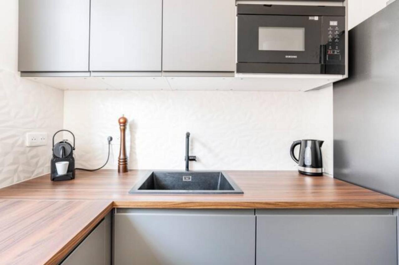 The Square, Paris-Asnieres, Private Apartment With Bedroom And Living Room 外观 照片