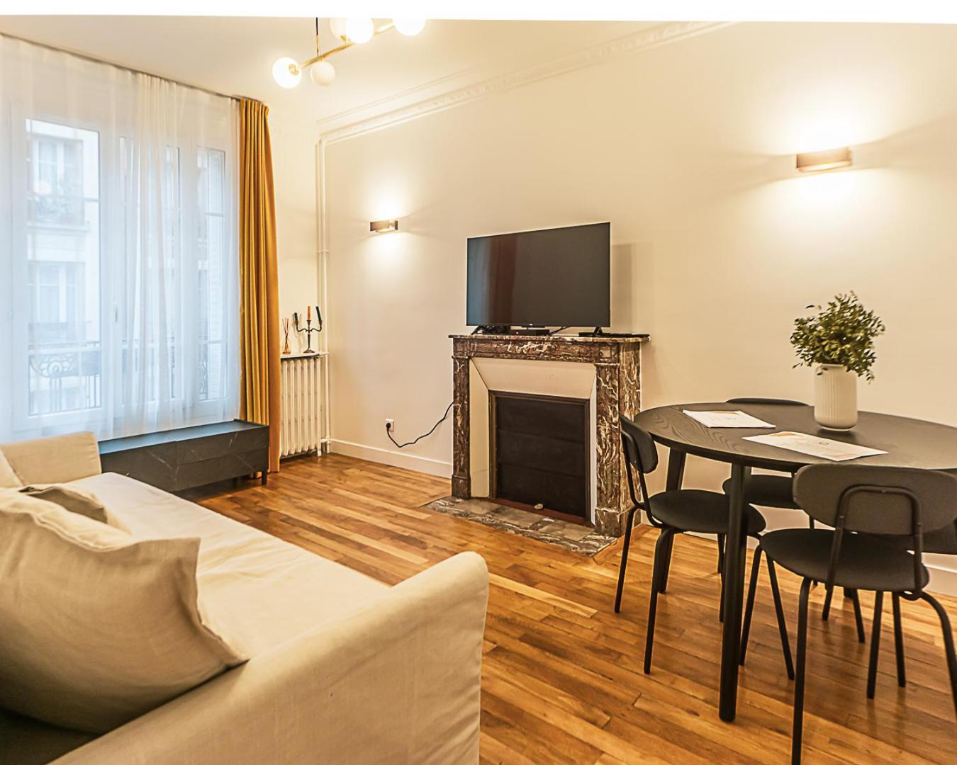 The Square, Paris-Asnieres, Private Apartment With Bedroom And Living Room 外观 照片